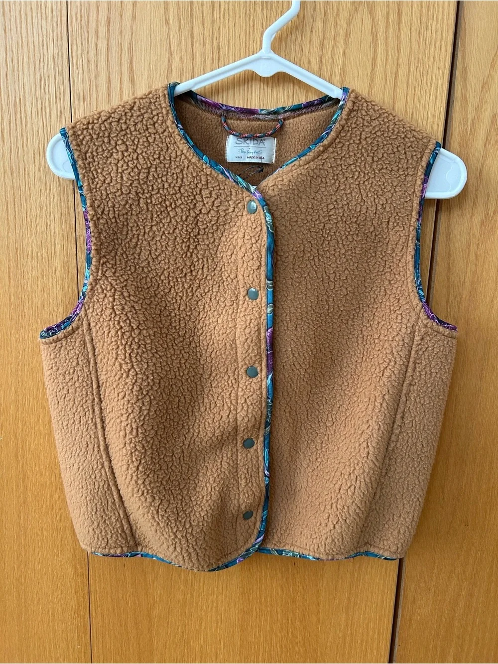 NWT! SKIDA Snap Vest, color Biscuit. Slightly cropped, versatile layer. Made US